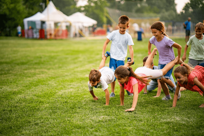 Kids racing.